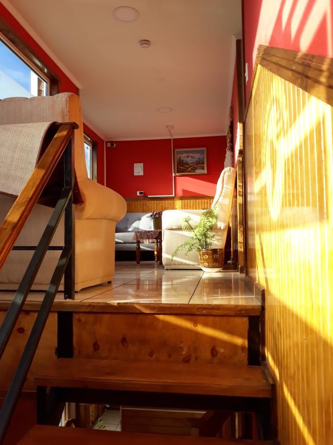 Hostal America En Пуерто Наталес Екстериор снимка